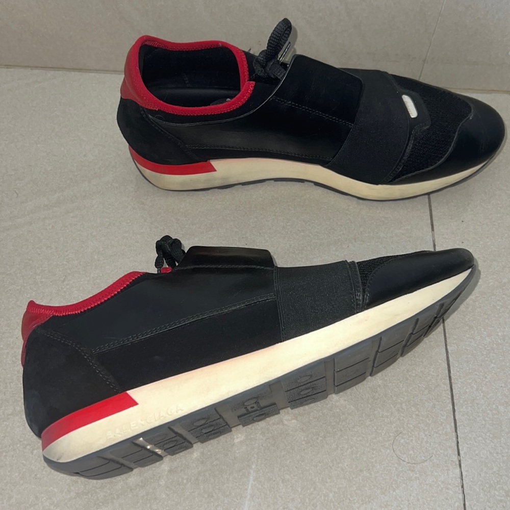 Balenciaga sneakers size 9